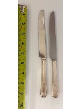 2 Friendship Medality Oneida  Tudor plate Hollow handle dinner knife 1932 9 3/8"
